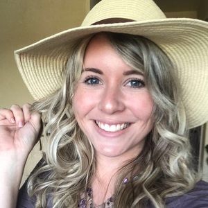 Meet your Posher, Mackenzie